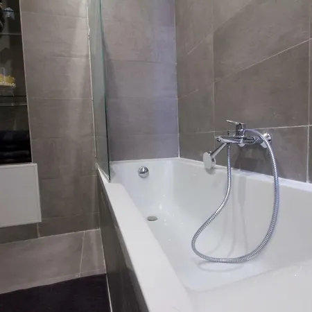 Apartamento Deco Design Haut Standing Au Calme Au Coeur De Garibaldi Nice