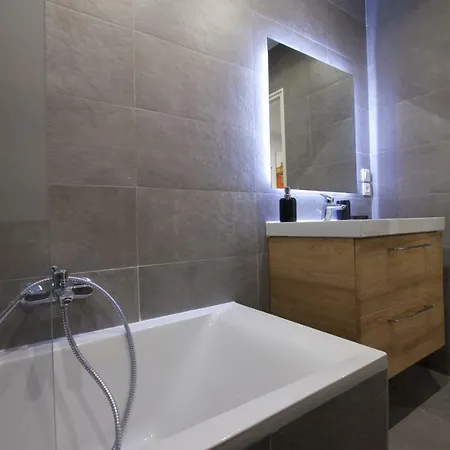 Apartamento Deco Design Haut Standing Au Calme Au Coeur De Garibaldi